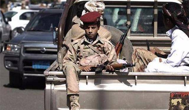 胆识和过人的智谋,使得他能够荣升少将军衔,年仅十五岁的陆军少将