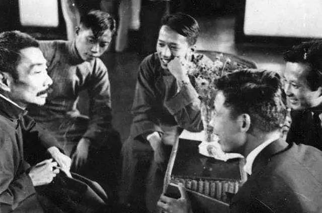 原创他受蔡元培邀请初登北大学堂惨被笑话10分钟后全体鸦雀无声