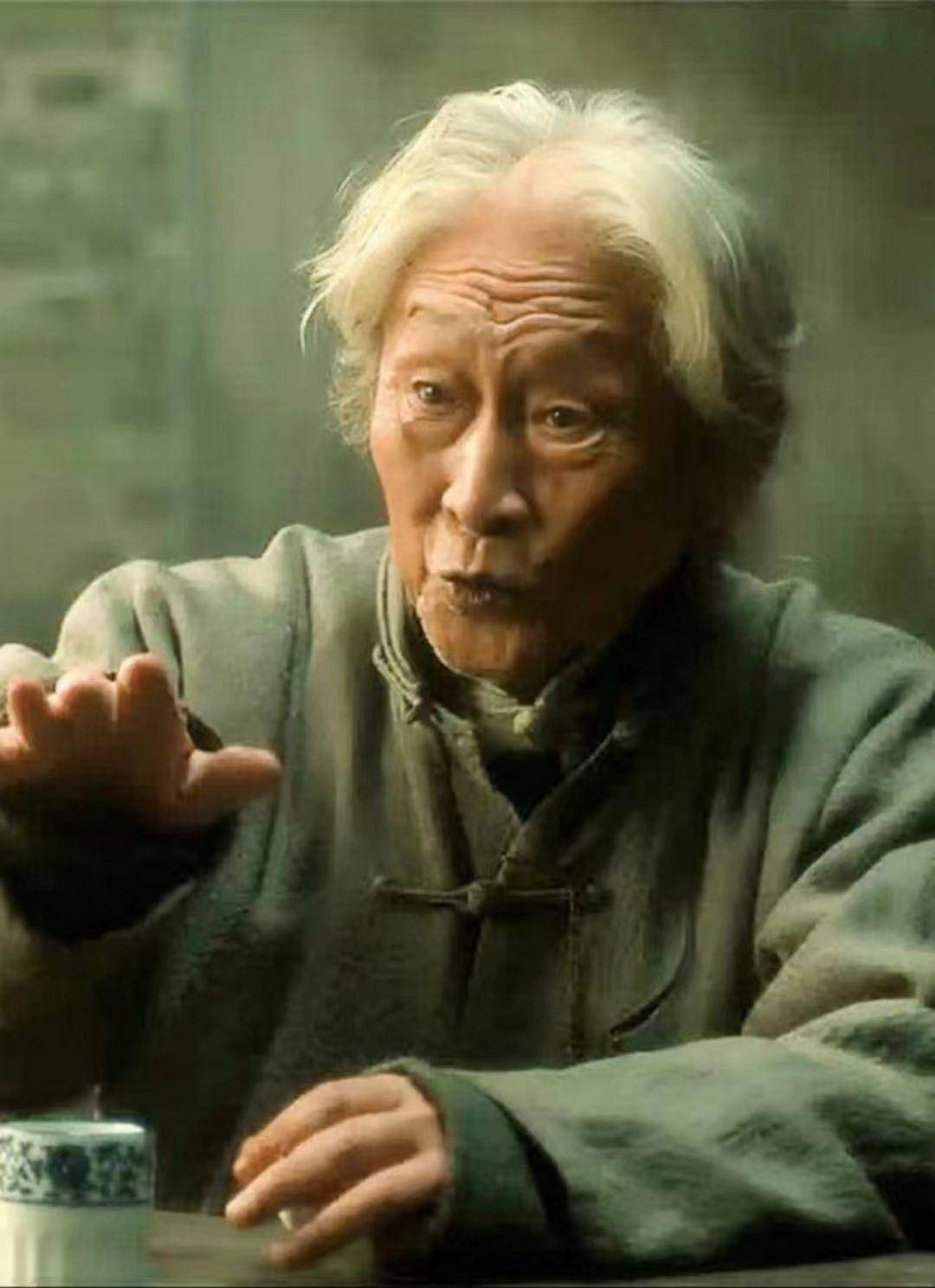 糟老头爆改金融大佬王一博演技再好也比不过78岁爷叔的出场