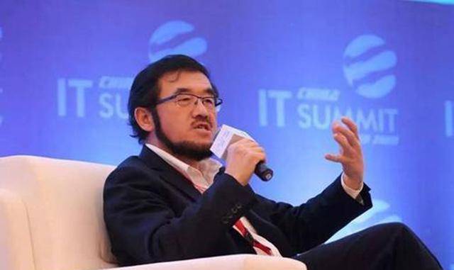 一手压着2位"中国首富",这位神秘大胡子,江湖地位依旧没变!_吴鹰_小灵