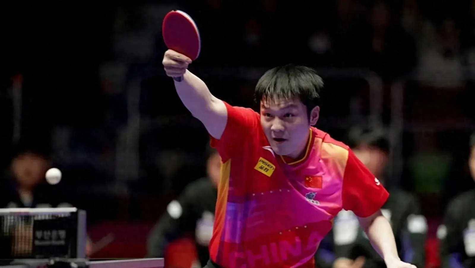 不仅是国内的乒乓球运动员,其他地方的运动员也表现出了强大的实力和