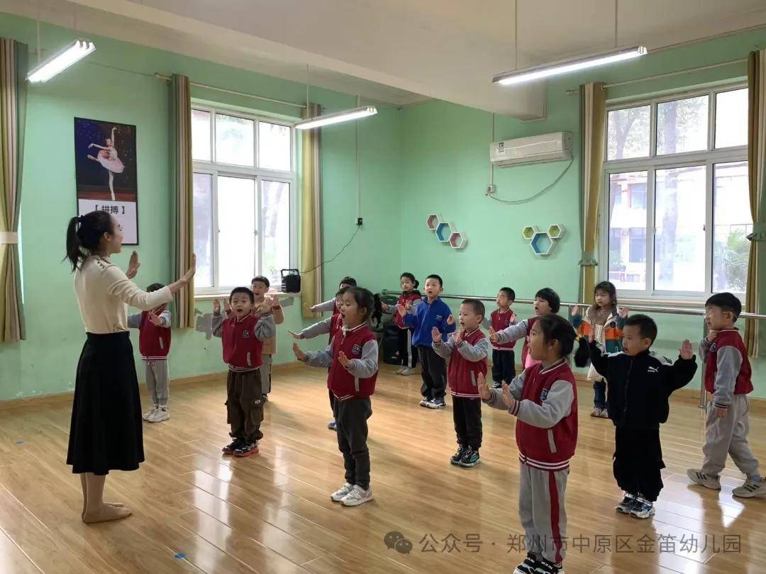幼小衔接走呀趣做小学生中原区金笛幼儿园大班参观小学活动