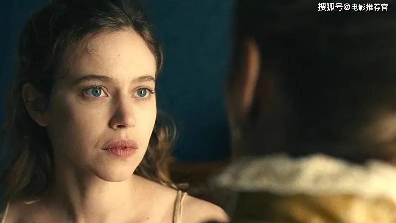 原创灵魂深处的舞者电影疯女人的舞会中两位女性的命运交织与抗争