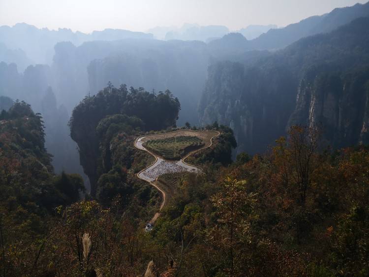 打算去张家界天门山凤凰古城芙蓉镇玩五天四晚最佳线路旅游景点攻略