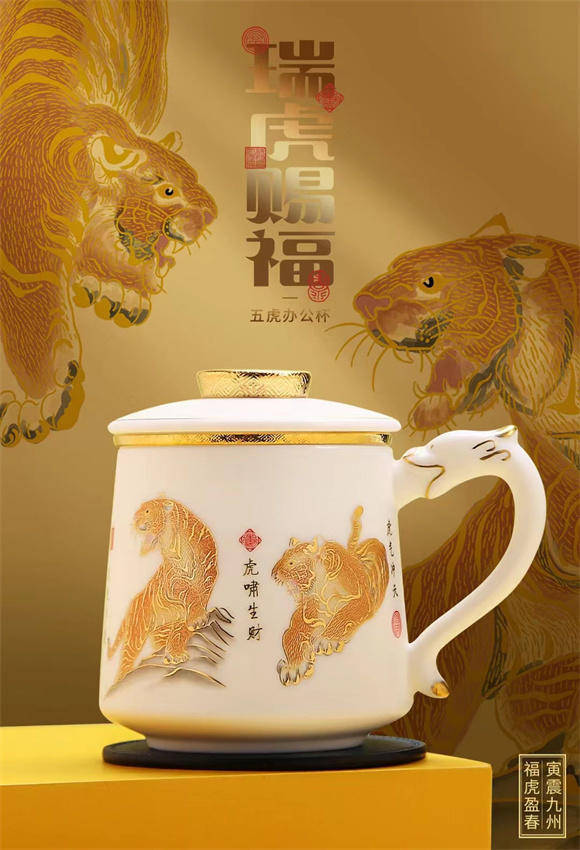 国家高级工艺美术师福建省手工艺大师黄志坚