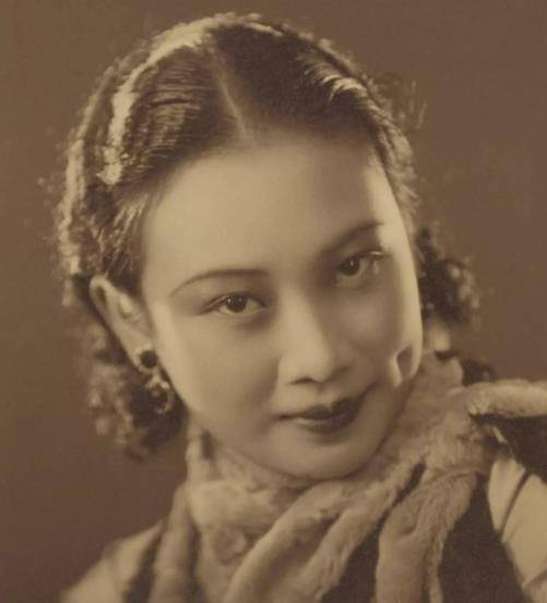 民国最美女人25岁香消玉殒轰动上海滩却有20万人为其送葬