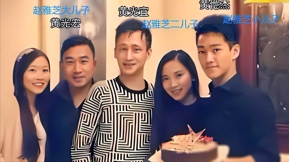 原创赵雅芝的3个儿子长子47岁次子44岁小儿子37岁个个让