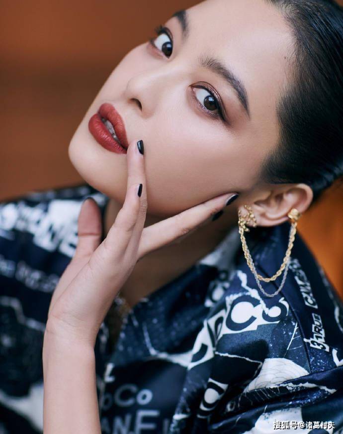 原创繁花辛芷蕾妩媚又风情万种仅一个眼神就被王家卫看中