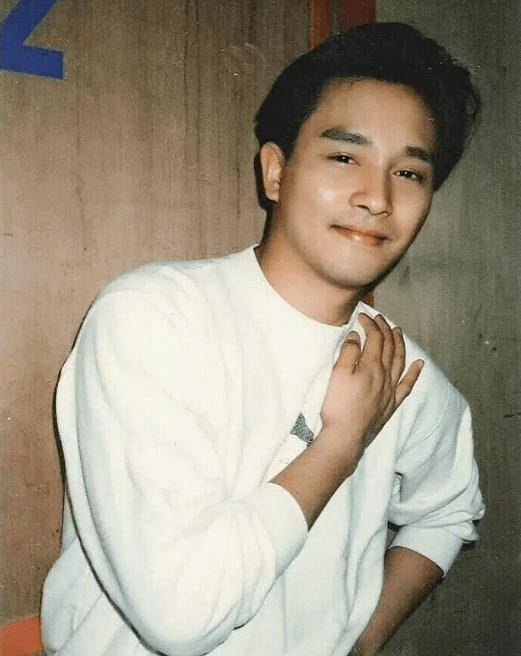 原创28年前霸王别姬杀青宴张国荣大怒再打她我找人收拾你