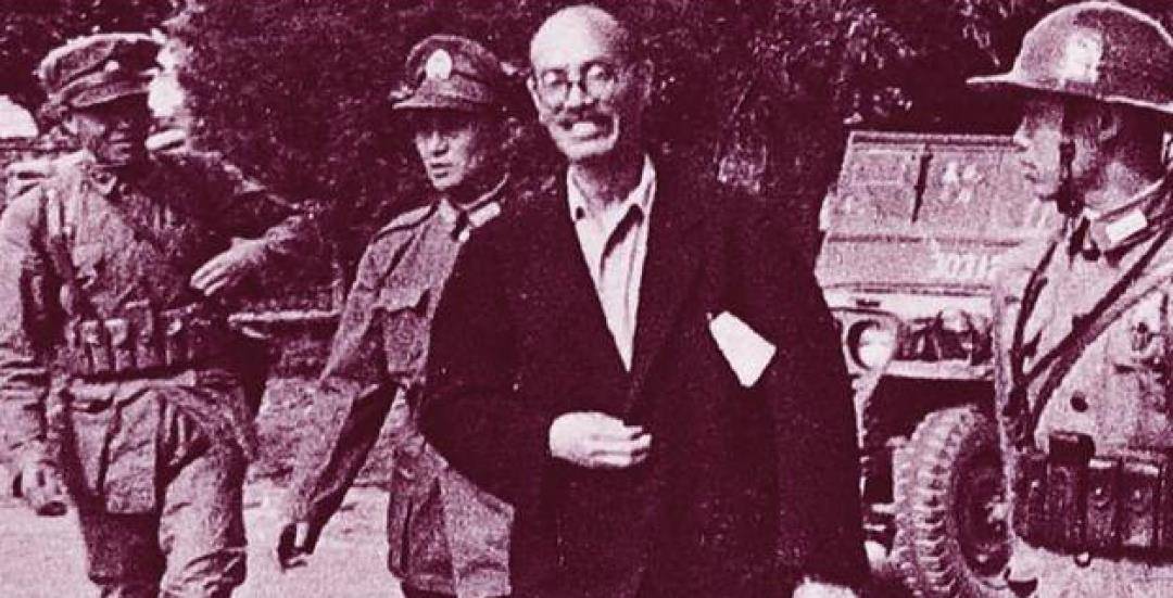 那些著名的历史镜头背后鲜为人知的故事