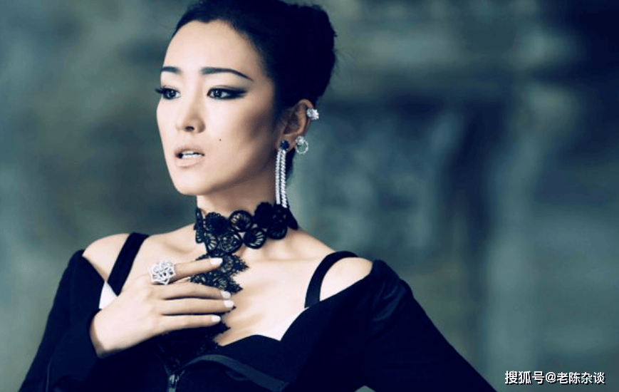 不愧是巩皇啊巩俐这身材太过炸裂