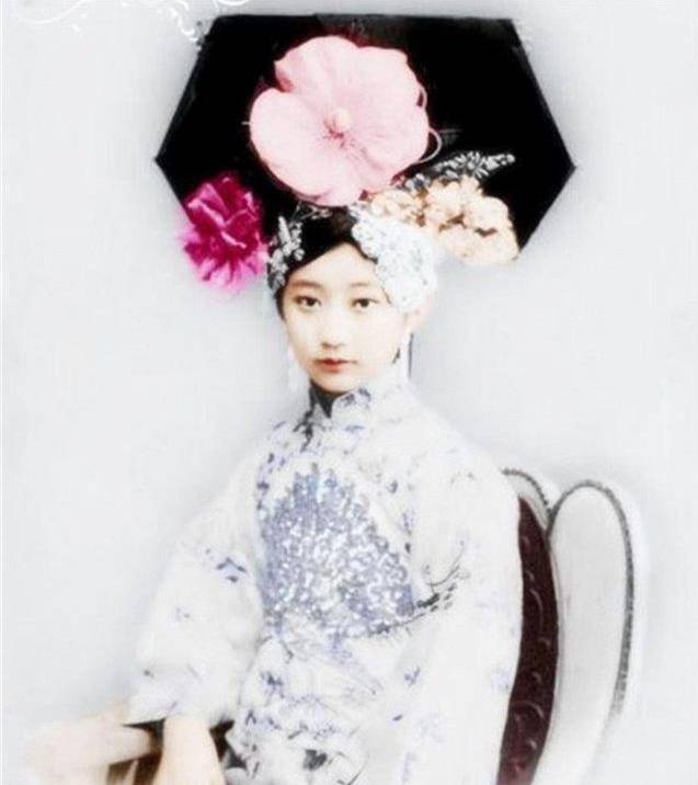 她是清末最美格格,对溥仪十分爱慕,可惜爱而不得从此终生未嫁_王敏彤