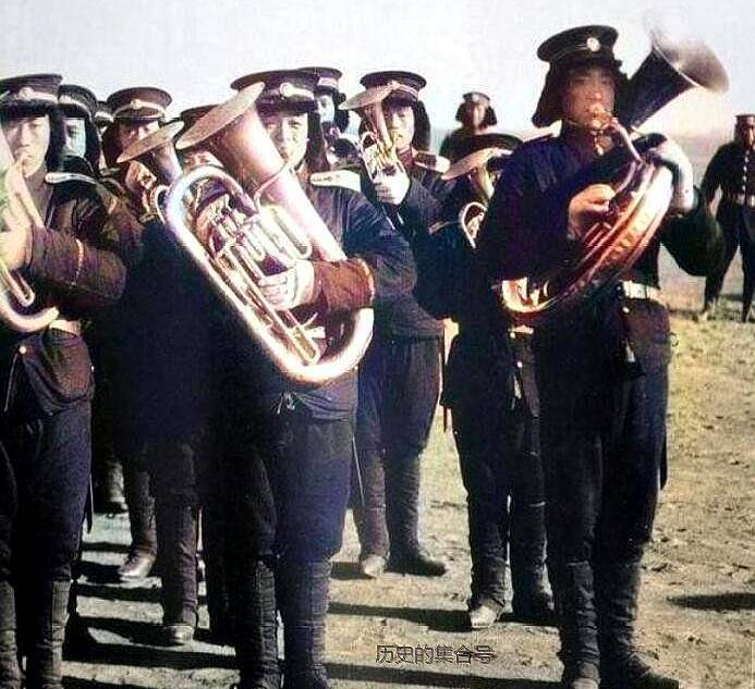 原创这是清军太现代化装备焕然一新仔细看那军装中西结合典范
