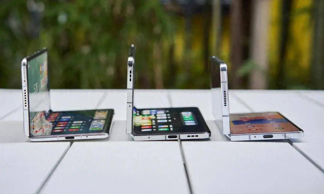 原创折叠屏手机的2024减重与升维