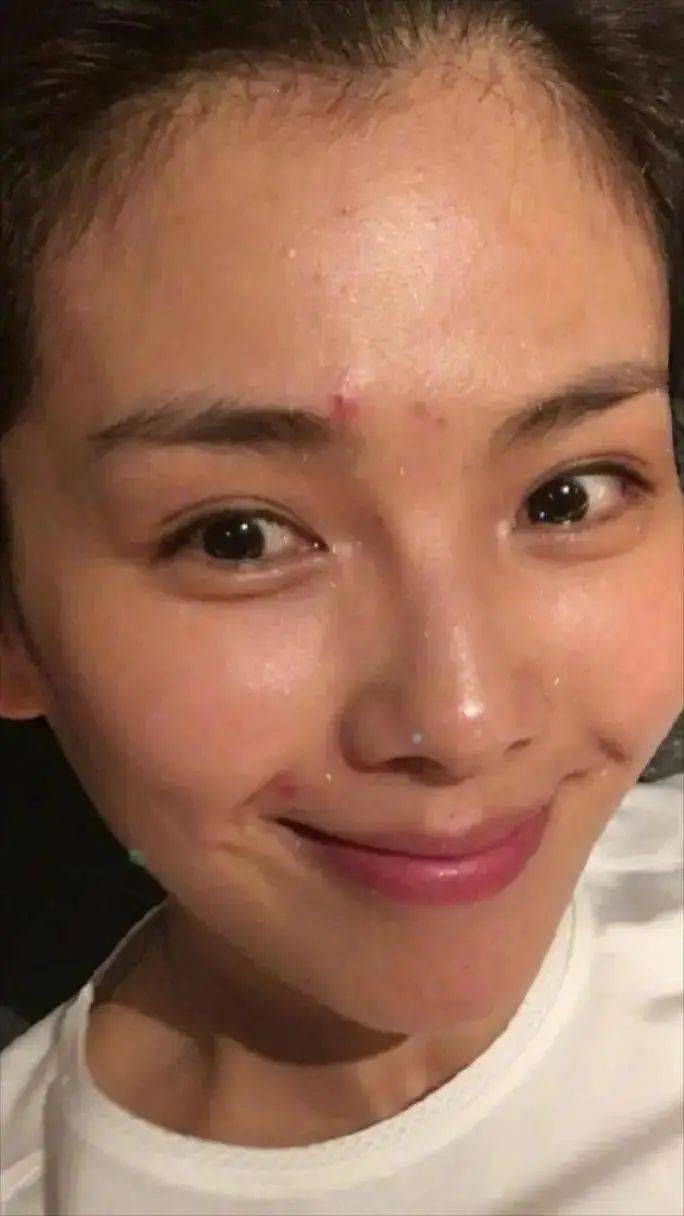 原创刘涛到底长啥样看清她起床素颜照后网友满脸沧桑太真实