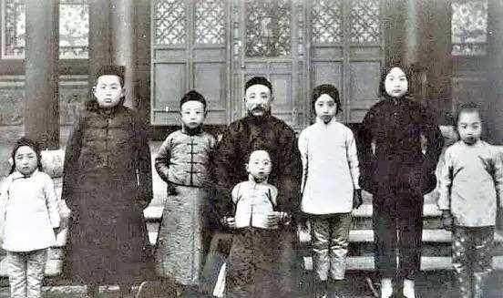 原创当张作霖的女儿有多悲惨成为父亲政治牺牲品许配给傻子疯子