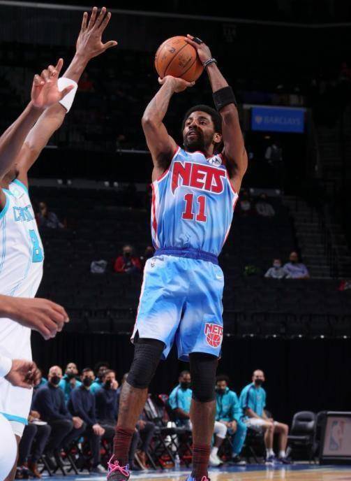 哈登阿杜场边看戏,欧文15 11 8没尽力,nba真要大结局_篮网_命中_黄蜂
