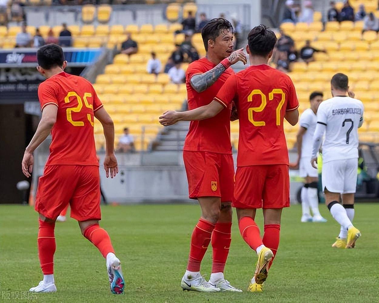 极端情况:国足 叙利亚连输2场._主场_客场_对阵