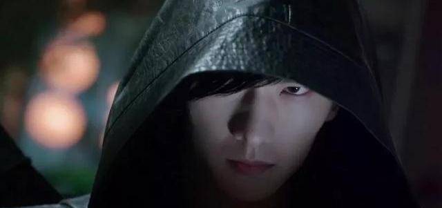 盗墓笔记中同样都姓张张起灵和张启山究竟是什么关系