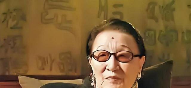 清朝末代格格曾改名换姓也坐过牢临终前揭露皇家丑闻