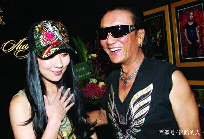 原创她曾与谢贤相恋用青春换两千万分手费如今依旧单身一人