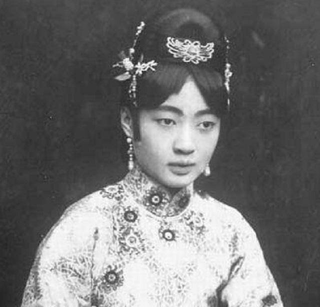 原创末代太监孙耀庭曾服侍过婉容解放后政府每月给他16元生活费