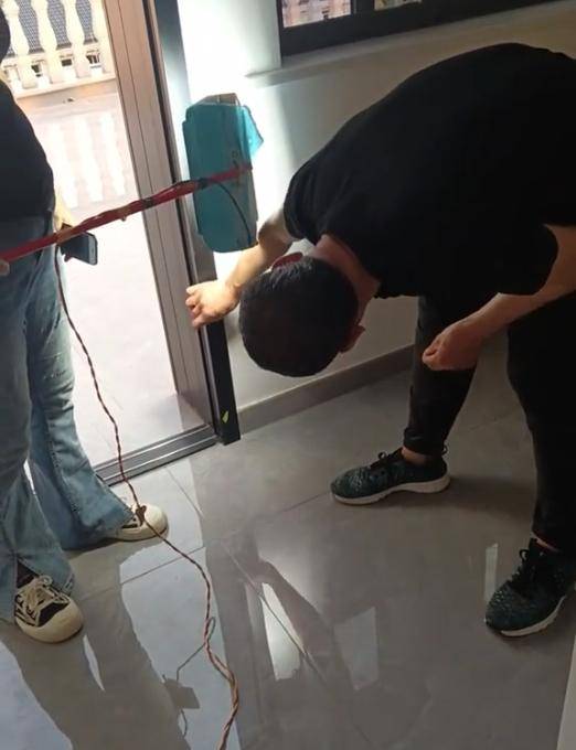 原创探照灯验房后续村委会撑腰租客自爆受威胁本村村民道出实情