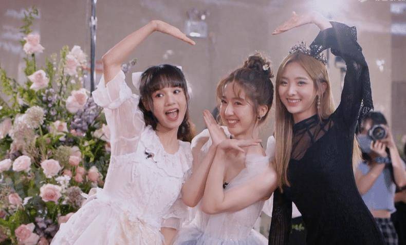 原创赵粤父亲卧病床为她加油得知赵爸是抗疫英雄现场学员泣不成声