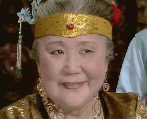 原创贾母向薛姨妈提亲想让宝琴嫁给贾宝玉其实是为了林黛玉打算