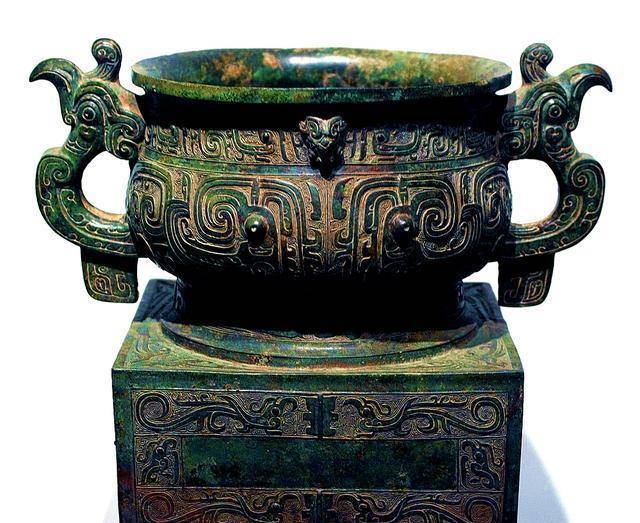 原创50年前老农挖到4件国宝为何拿去当了26年的夜壶