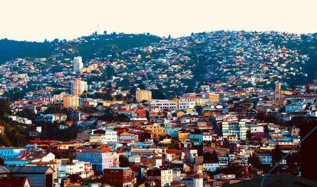 4%_经济_自然资源_的发展