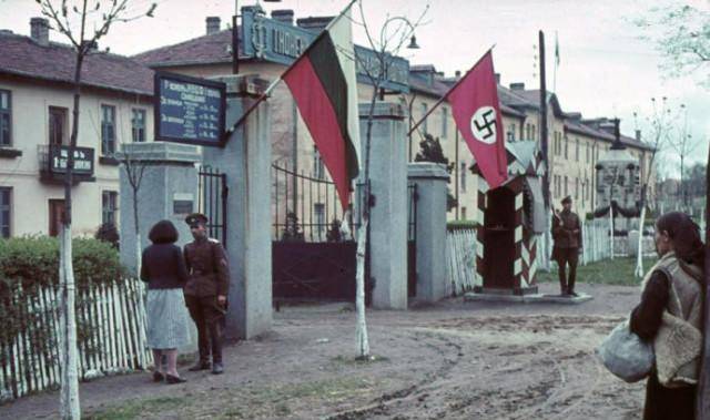 原创识时务的典范眼看德国战败立刻投靠苏联战后国力大增