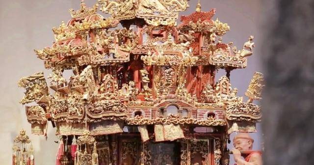 原创绝无仅有的一顶花轿外表精美绝伦与古装剧的花轿截然不同