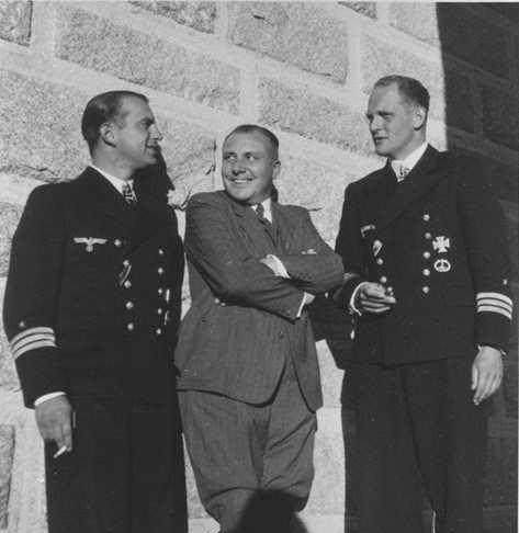 曾打算逃往中国,逃亡十五年后尸首才被发现_马丁·鲍曼_希特勒_尸骨