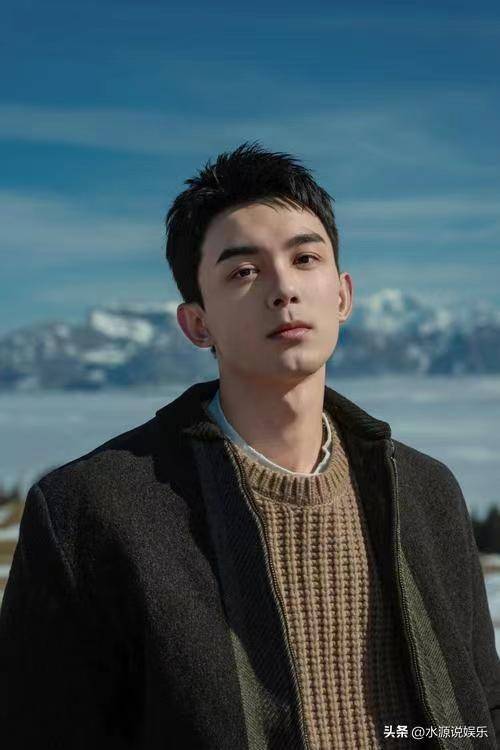 原创吴磊不敢和女粉对视深情克制眼神引热议网友追星女的爱无解