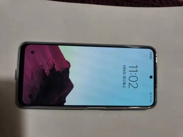 三星120hz屏 5000mah 4800万像素,跌至749元,百元性价比之王_note