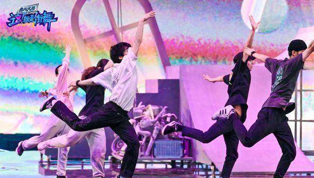 原创原创这就是街舞又翻车实习生也能掀起风浪王一博无奈背锅