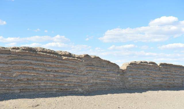 太荒凉!两千年玉门关只剩一座小城,一个不高的土堆便是长城_方盘_戈壁