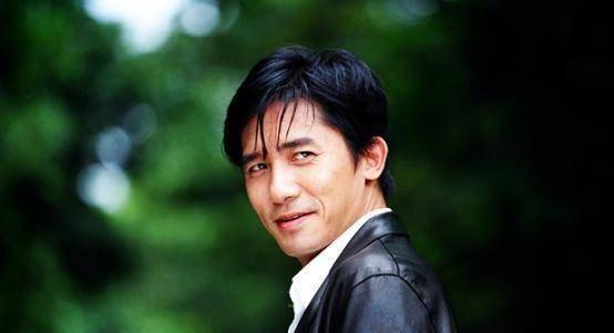 竟拒绝男配提名,梁朝伟用演技征服评委_周润发_影片_电影界