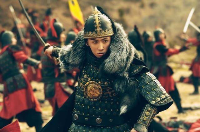 开始,尼泊尔以加德满都山谷为中心,先后出现了基拉特王朝,李查维王朝