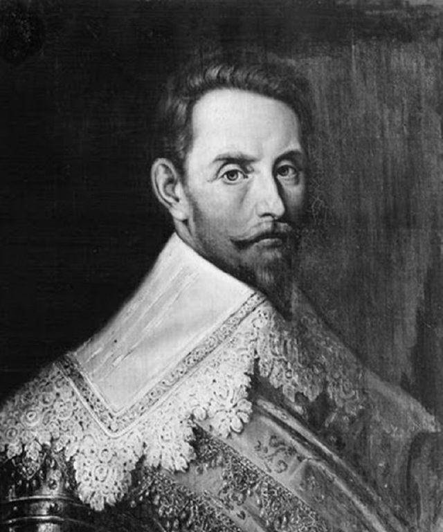 恋爱脑遇到了战争狂,欧洲最美王后与现代战争之父的不幸婚姻_古斯塔夫