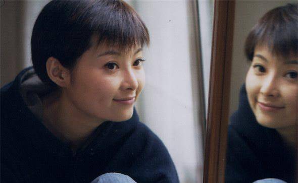 原创3段婚姻4段情让富豪苦等12年的她最终嫁给了小11岁穷诗人