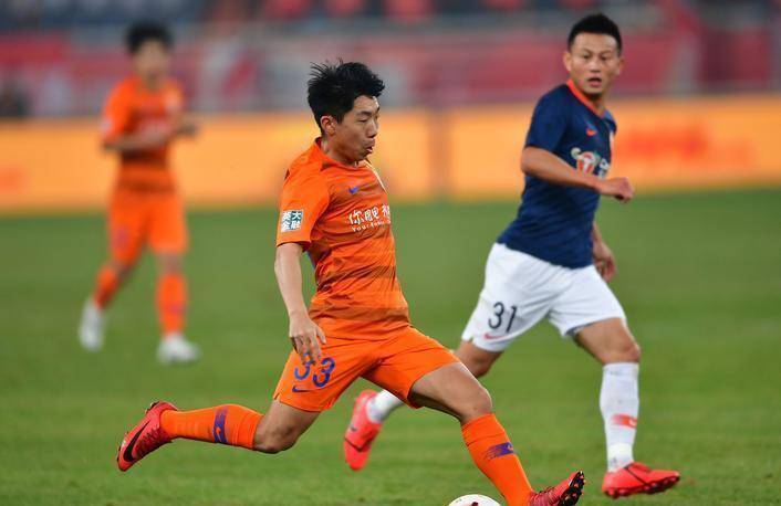 曝泰山国脚遭我们足球除名,31岁被判3年,海外踢球成唯一出路?_金敬道_