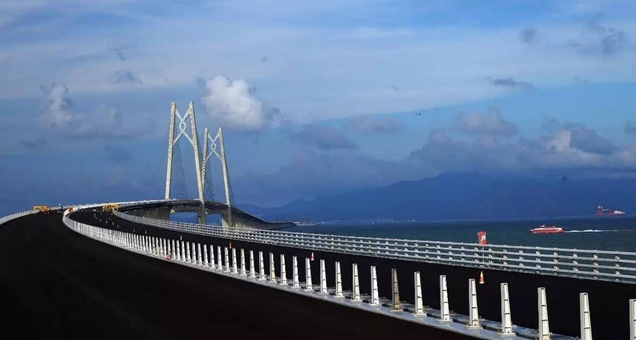 原创印度花费100亿修建大桥10万工人参与修建印度专家如何评价