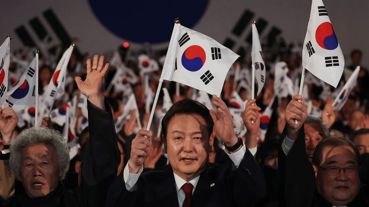 38个政党抢46个席位,韩国的国会选举,能有多畸形_尹锡_比例_韩东
