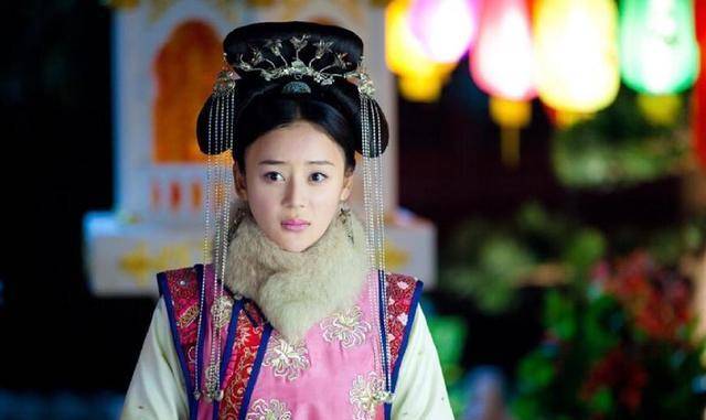 皇长子和次子都是她所出,且作为贤内助,佟佳氏又给