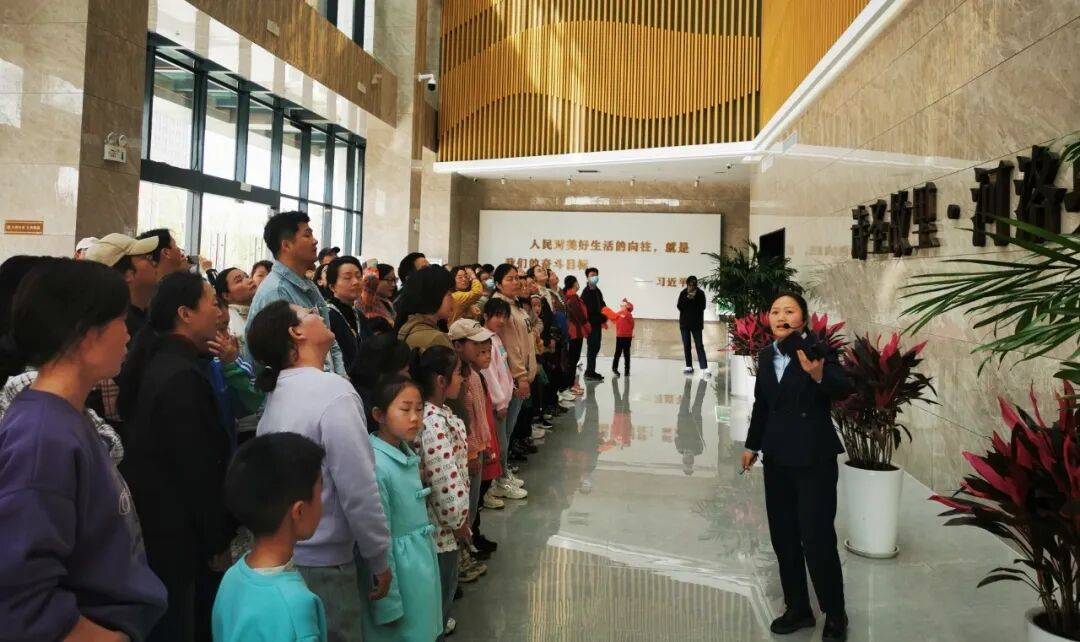 巩义市图书馆