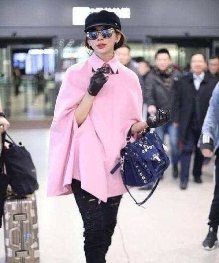 原创原创45岁林志玲依旧少女一袭裸色鱼鳞裙优雅轻盈身材纤细不像怀孕