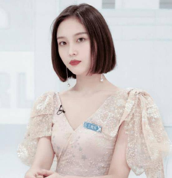 杨幂眼光有多毒旗下练习生是青你2强将堪称下一个孟美岐