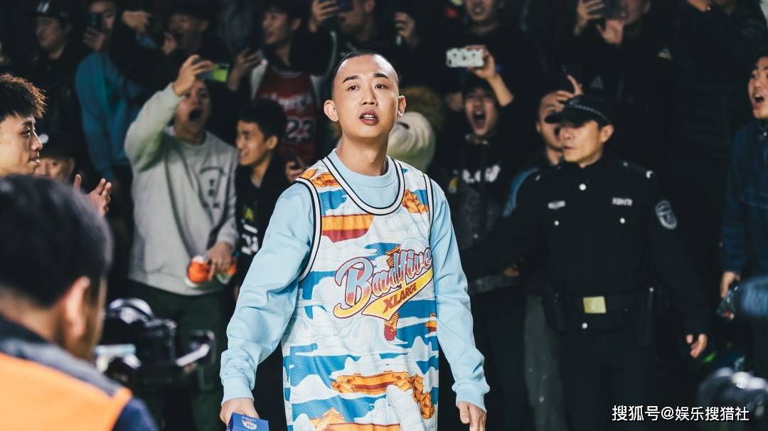 第一名 gai法老,1992年出生于浙江海宁,被誉为硬核说唱之王,16年创立"